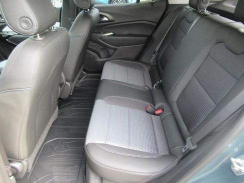 New 2025 Chevrolet Trax LT w/ Driver Confidence Package image 26