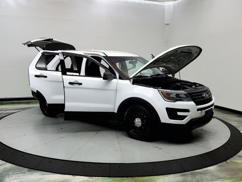 Used 2019 Ford Explorer 4WD Police Interceptor image 10