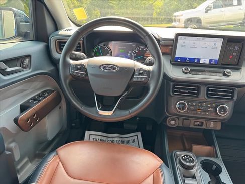 Used 2024 Ford Maverick Lariat FWD image 14