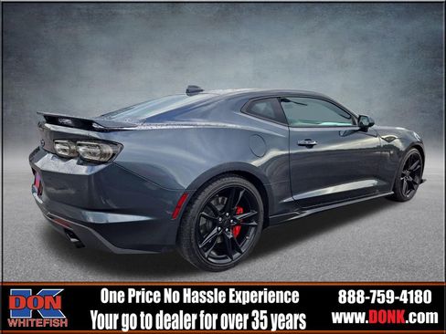Used 2022 Chevrolet Camaro SS RWD image 8