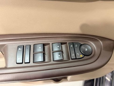 Used 2016 GMC Acadia Denali AWD/4WD image 30