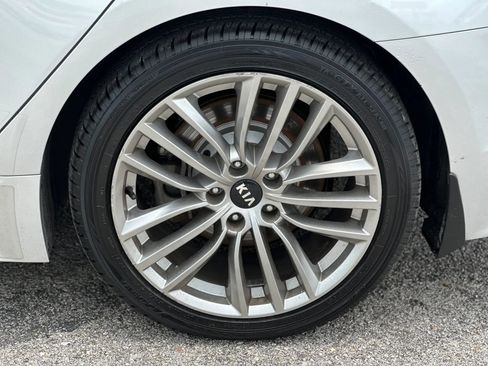 Used 2018 Kia Stinger RWD image 26