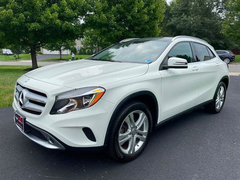 Used 2015 Mercedes-Benz GLA 250 4MATIC image 2