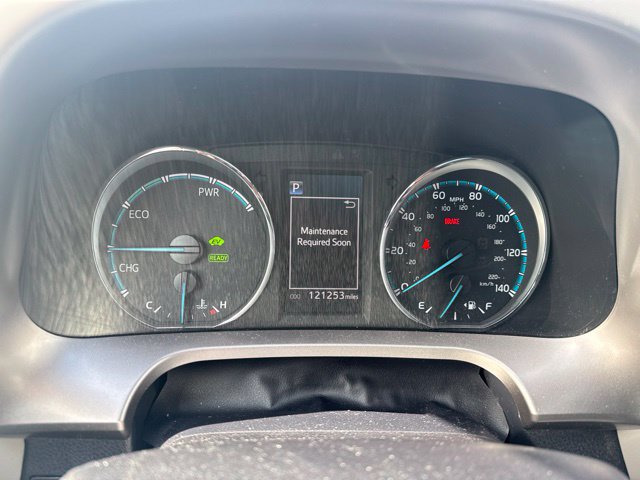 Used 2018 Toyota RAV4 XLE AWD/4WD image 8