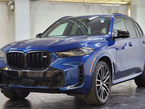 Used 2024 BMW X5 M60i image 11