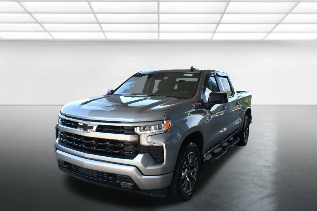 Used 2023 Chevrolet Silverado 1500 RST w/ Z71 Off-Road Package AWD/4WD image 6