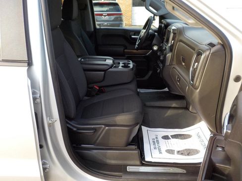 Used 2020 Chevrolet Silverado 1500 LT image 28