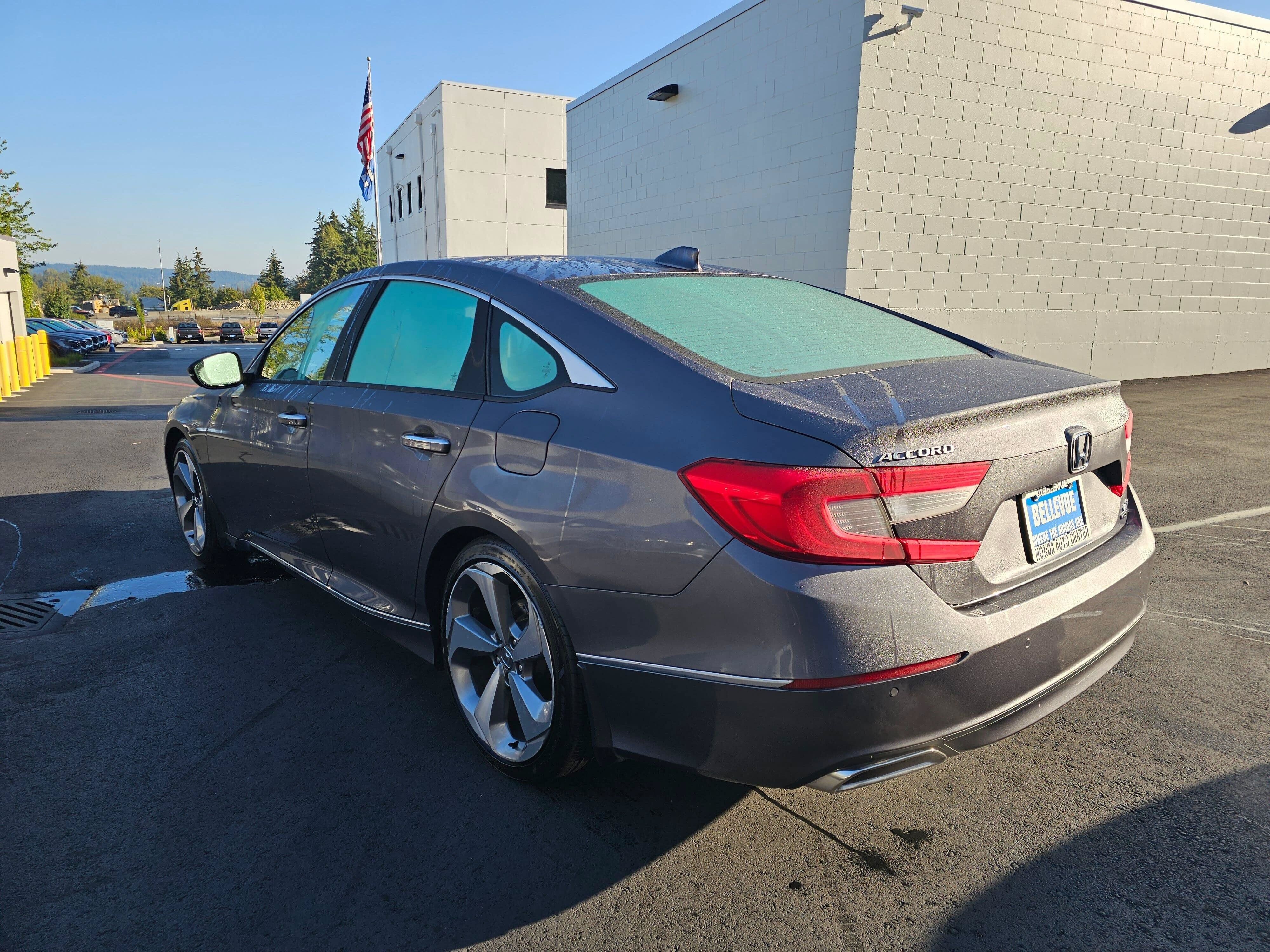 Used 2018 Honda Accord Touring image 5
