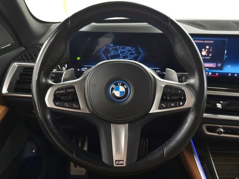 Used 2024 BMW X5 xDrive50e w/ Executive Package AWD/4WD image 20