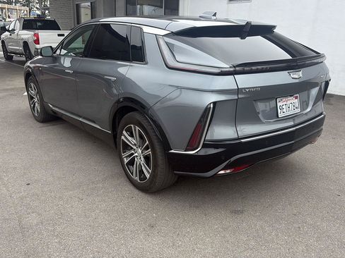 Used 2023 Cadillac Lyriq 2WD image 3