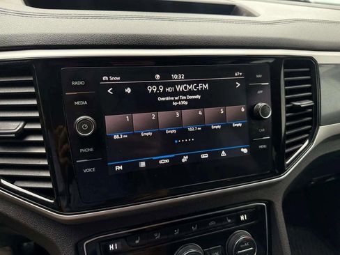 Used 2021 Volkswagen Atlas Cross Sport SEL image 24