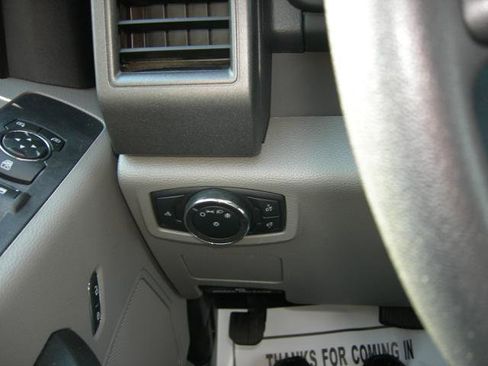 Used 2022 Ford F250 XL w/ STX Appearance Package image 12