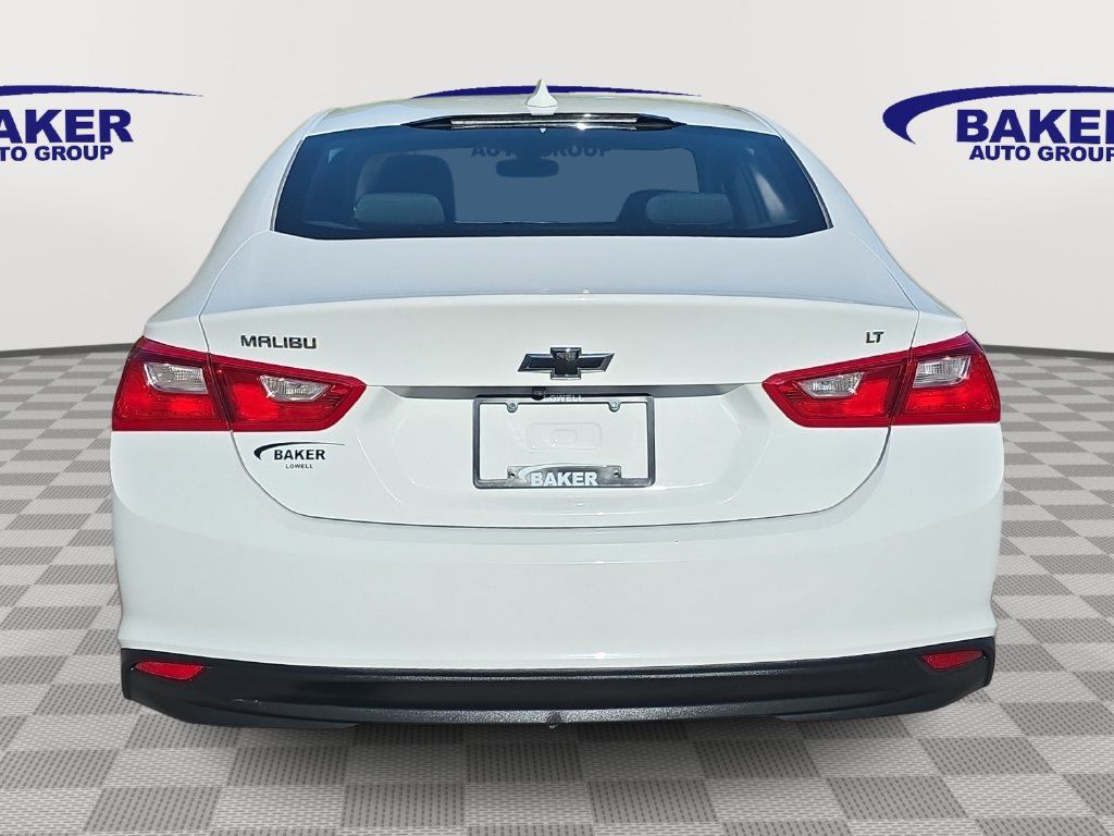 Used 2017 Chevrolet Malibu LT FWD image 6