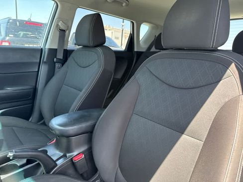 Used 2018 Kia Soul FWD image 12