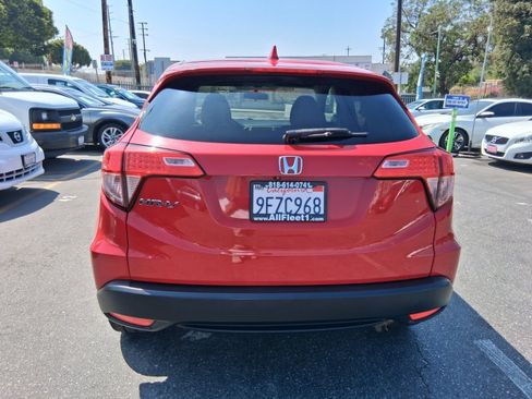 Used 2017 Honda HR-V EX image 5