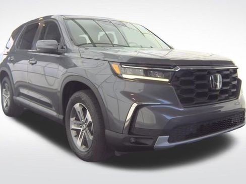 Used 2023 Honda Pilot EX-L image 9