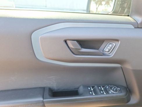 Used 2022 Ford Bronco Sport Badlands image 17