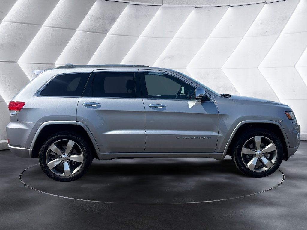 Used 2014 Jeep Grand Cherokee Overland w/ Advanced Technology Group RWD image 6