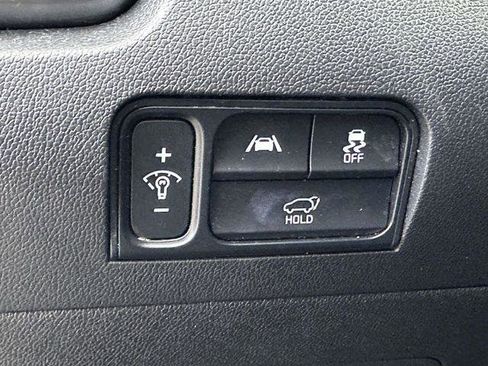 Used 2023 Kia Sorento X-Line EX image 18