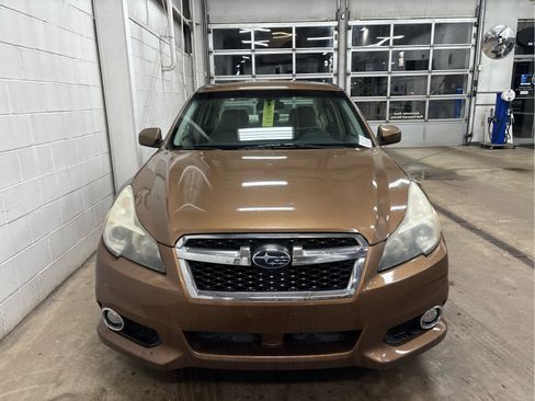 Used 2013 Subaru Legacy 2.5i Limited image 3