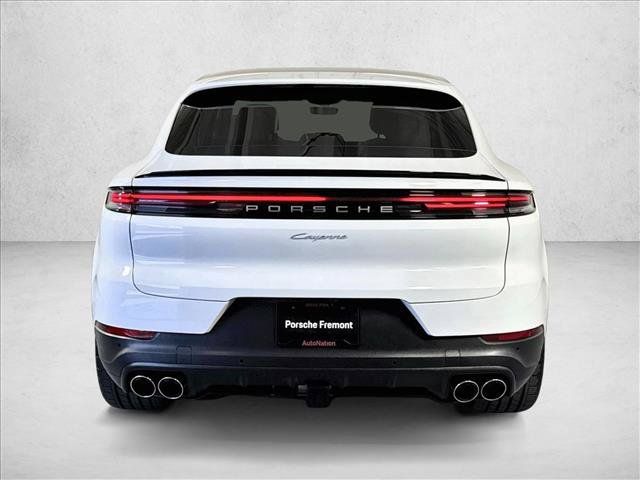 Certified 2026 Porsche Cayenne Coupe AWD/4WD image 10