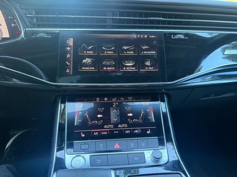 Used 2020 Audi Q7 3.0T Premium Plus w/ Premium Plus Package AWD/4WD image 22