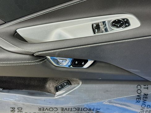 Used 2021 Chevrolet Corvette Stingray Coupe w/ 1LT image 18