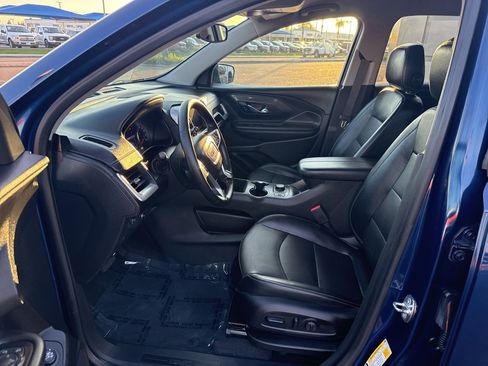 Used 2023 GMC Terrain SLT w/ Infotainment Package II image 19