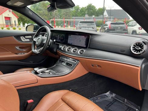 Used 2018 Mercedes-Benz E 400 4MATIC Coupe image 21