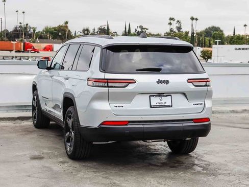 New 2025 Jeep Grand Cherokee L Limited w/ Black Appearance Package image 7
