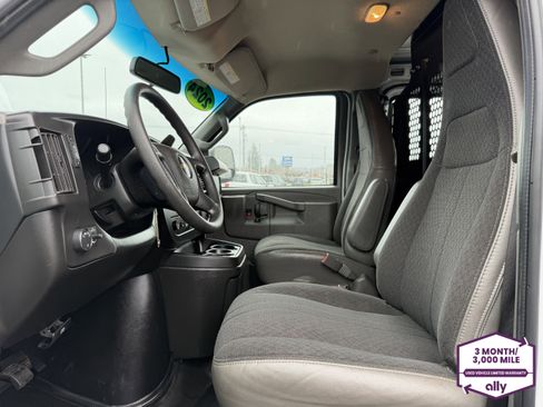 Used 2024 Chevrolet Express 2500 Work Van w/ Driver Convenience Package image 10