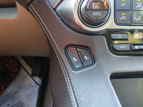 Used 2020 Chevrolet Tahoe LT image 29