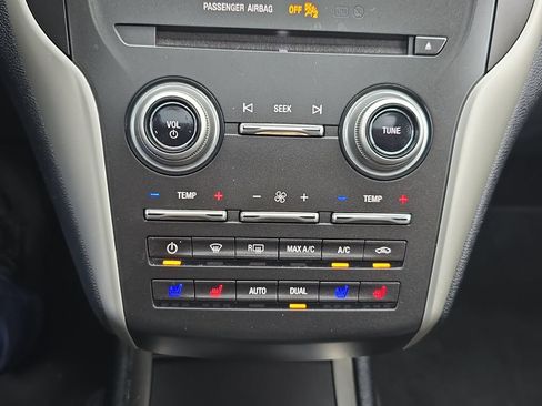 Used 2017 Lincoln MKC Reserve AWD/4WD image 24