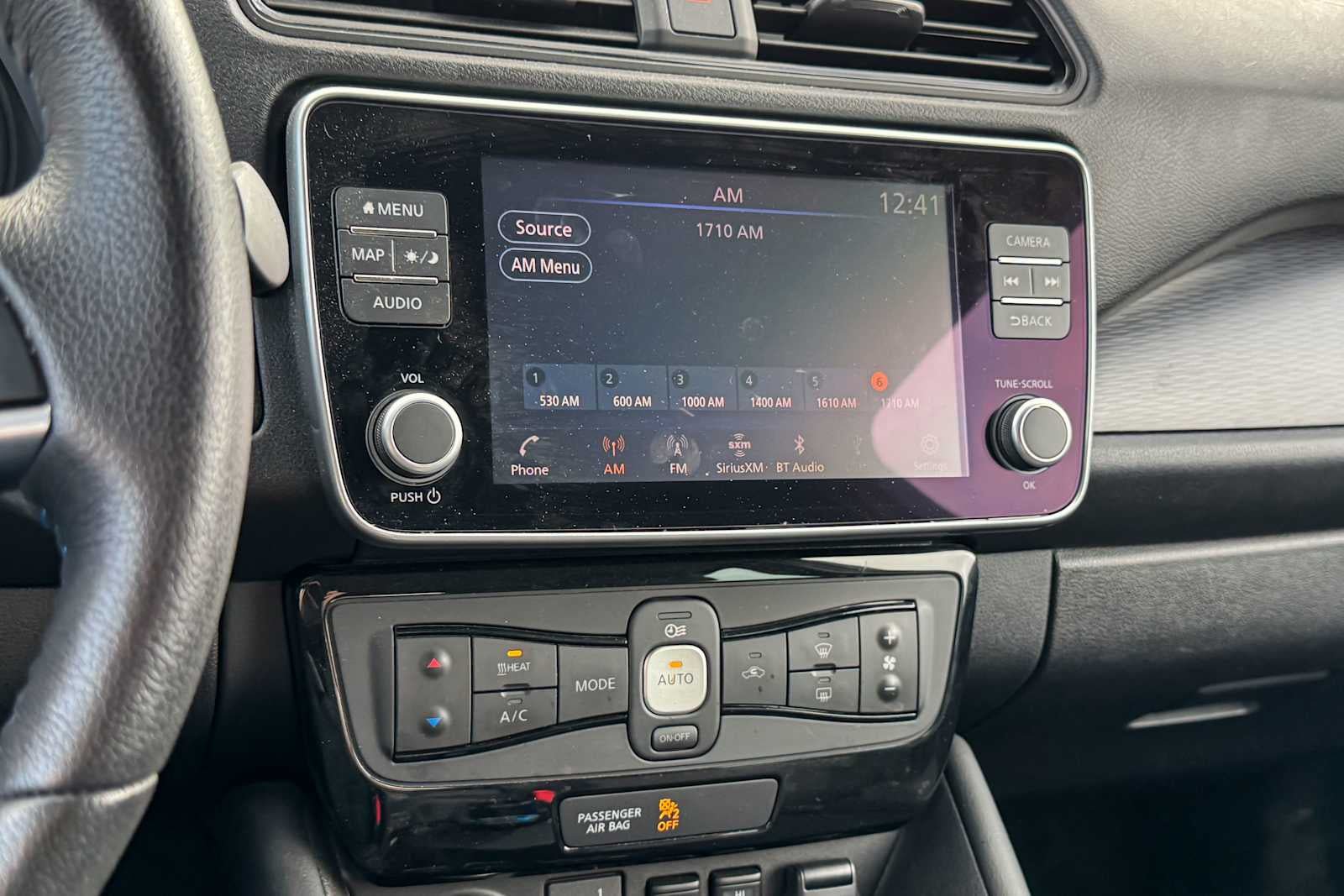Certified 2025 Nissan Leaf SV Plus FWD image 19