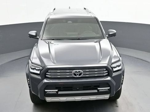 Used 2025 Toyota 4Runner Limited AWD/4WD image 38
