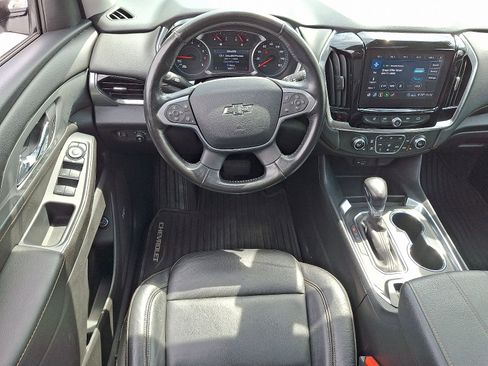 Used 2021 Chevrolet Traverse RS AWD/4WD image 12