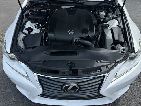 Used 2015 Lexus IS 250 w/ Navigation System Package RWD image 17