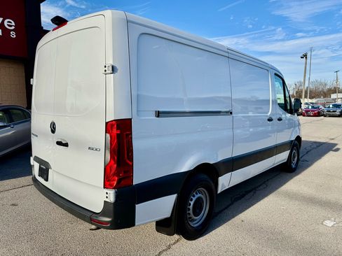 Used 2022 Mercedes-Benz Sprinter 1500 image 5