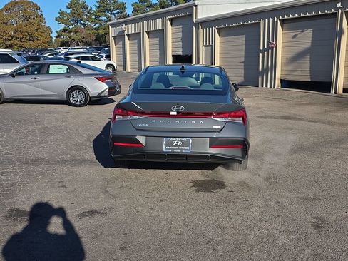 New 2026 Hyundai Elantra Blue image 14