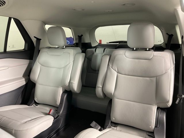 New 2026 Ford Explorer Active w/ Active Comfort Package RWD image 16