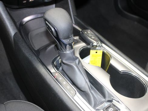 Used 2024 Chevrolet Malibu LT FWD image 37