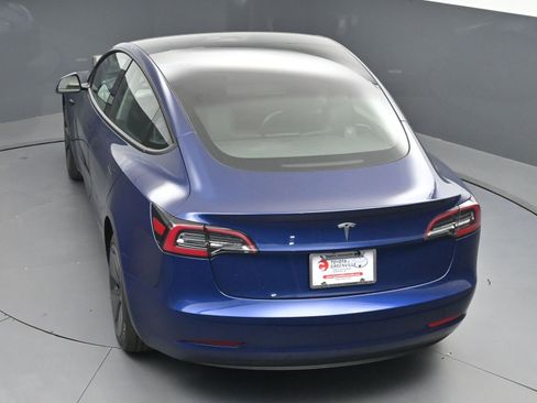 Used 2023 Tesla Model 3 Standard Range image 32