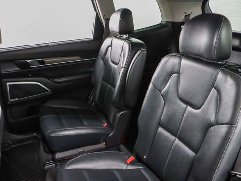 Used 2022 Kia Telluride EX w/ EX Premium Package image 26
