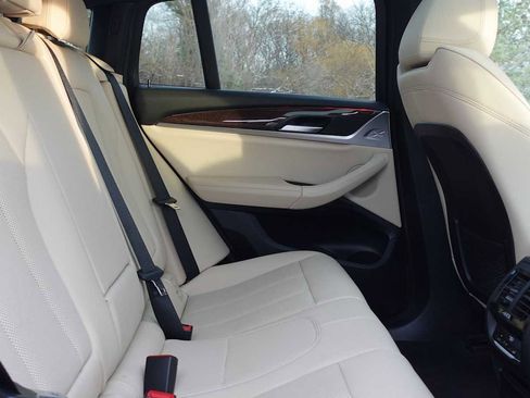 Used 2023 BMW X4 xDrive30i w/ Parking Assistance Package image 27