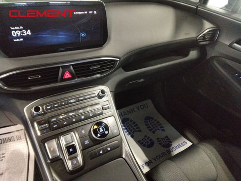 Used 2023 Hyundai Santa Fe SEL image 19