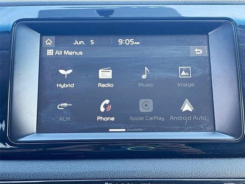 Used 2017 Kia Niro EX FWD image 14