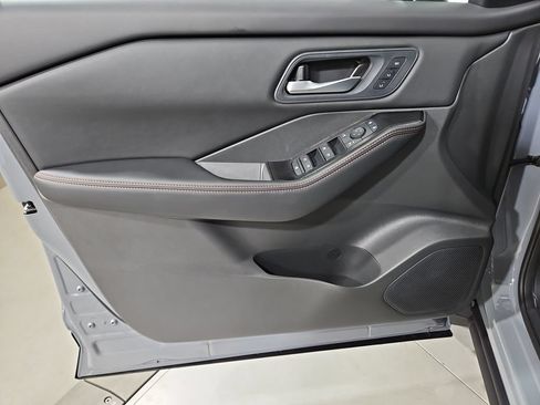 New 2026 Nissan Rogue SV AWD/4WD image 9