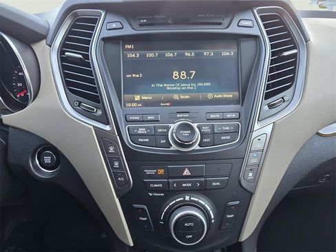 Used 2016 Hyundai Santa Fe SE w/ Option Group 03 image 44