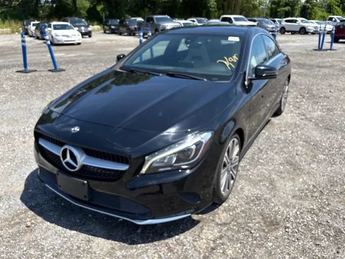 Used 2018 Mercedes-Benz CLA 250 4MATIC image 2