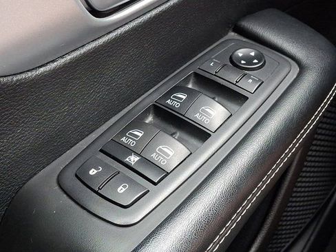 Certified 2019 Chrysler Pacifica Touring-L Plus w/ Advanced Safetytec Group FWD image 28